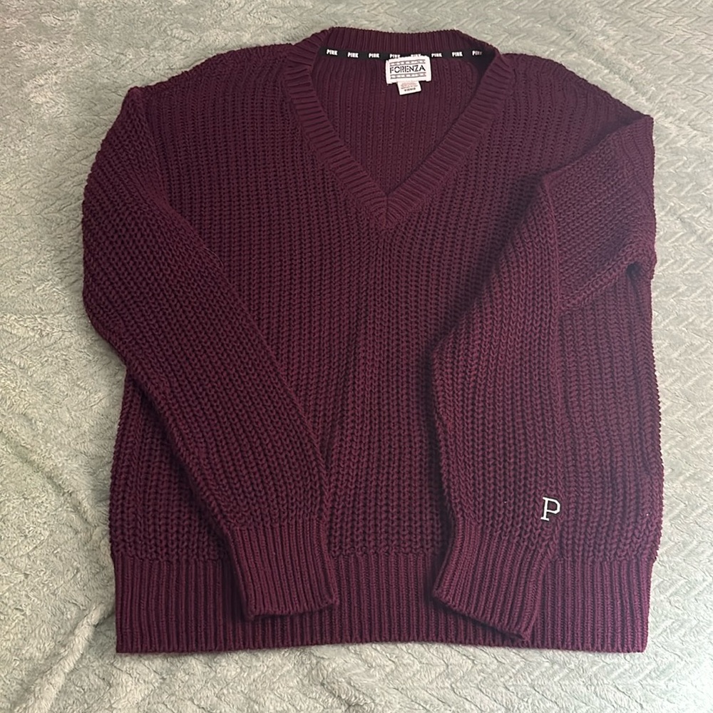 NWOT LovePINK/Forenza sweater medium